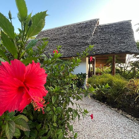 Hotel Kidoti Bay Extérieur photo