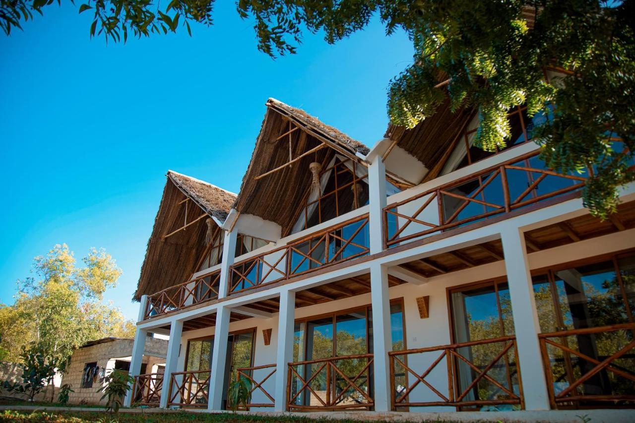 Hotel Kidoti Bay Extérieur photo