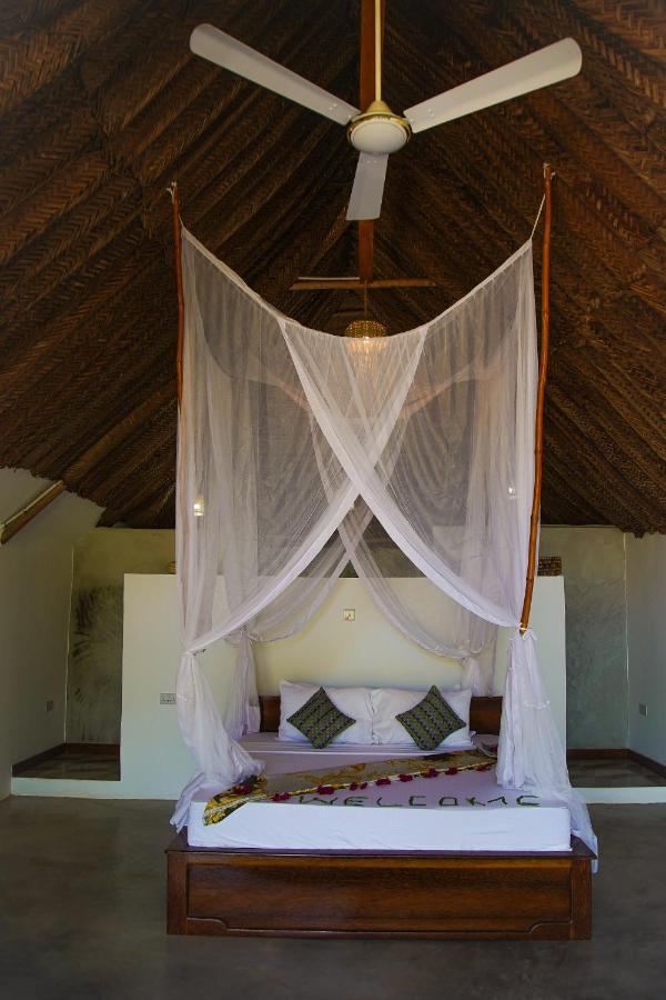 Hotel Kidoti Bay Extérieur photo