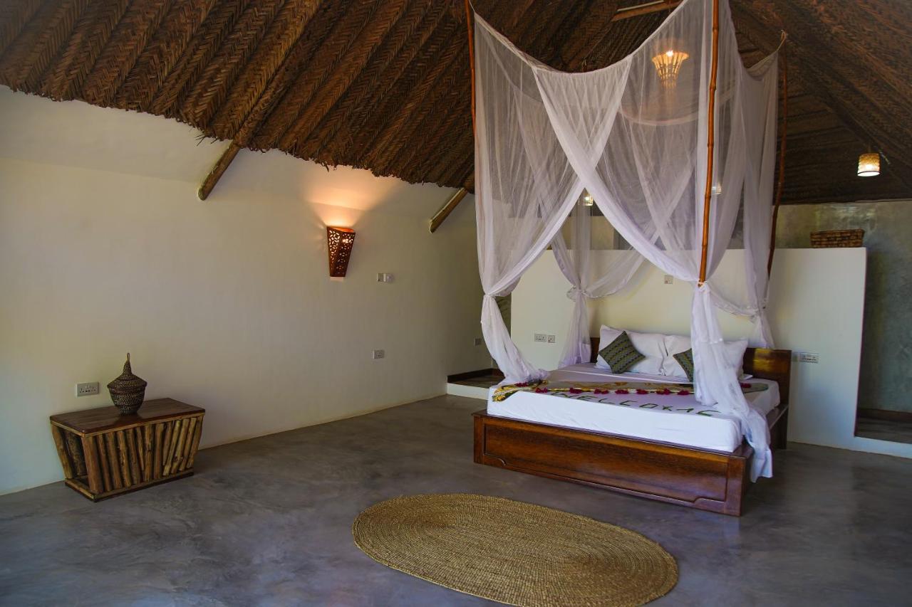 Hotel Kidoti Bay Extérieur photo