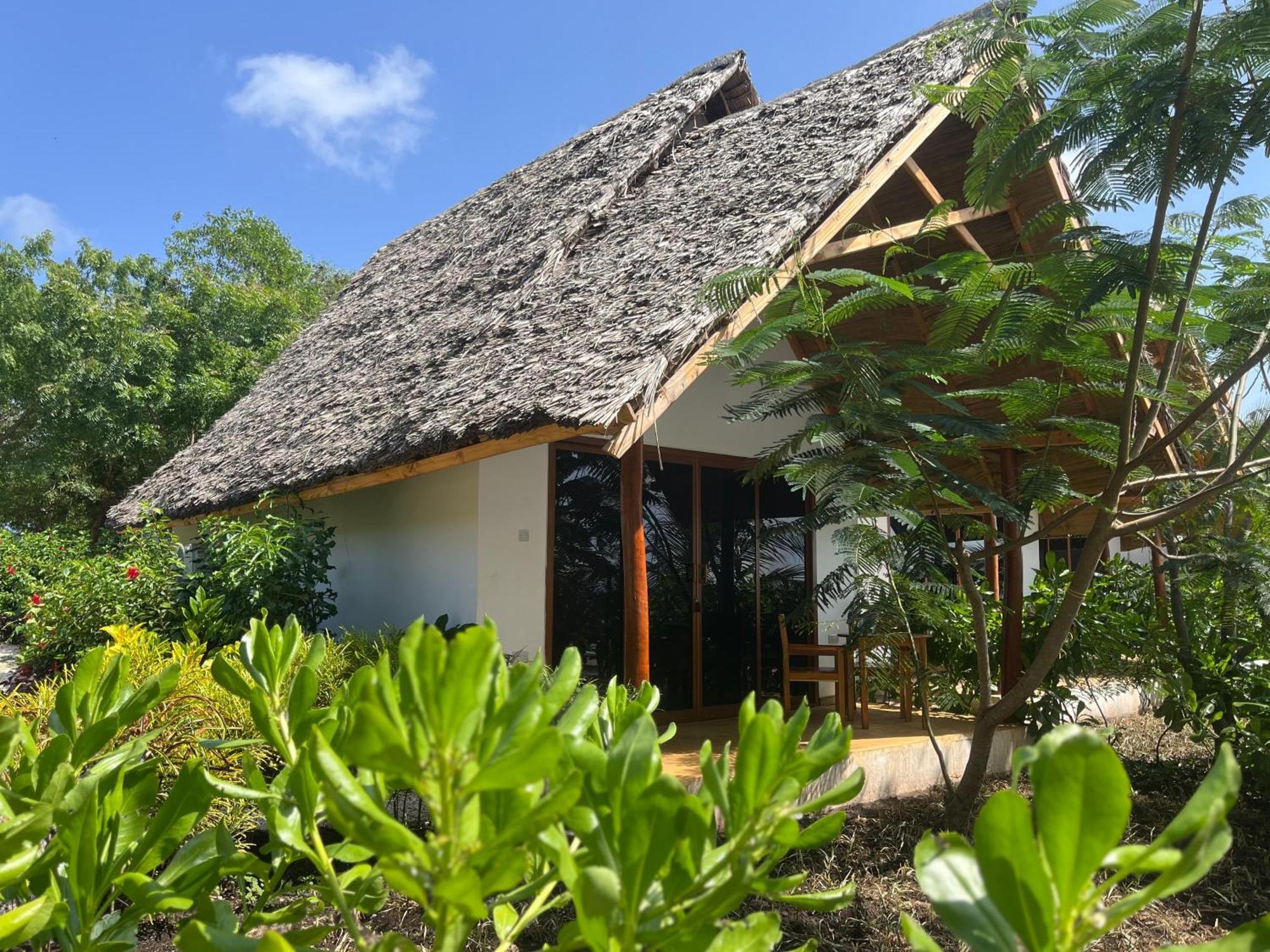 Hotel Kidoti Bay Extérieur photo