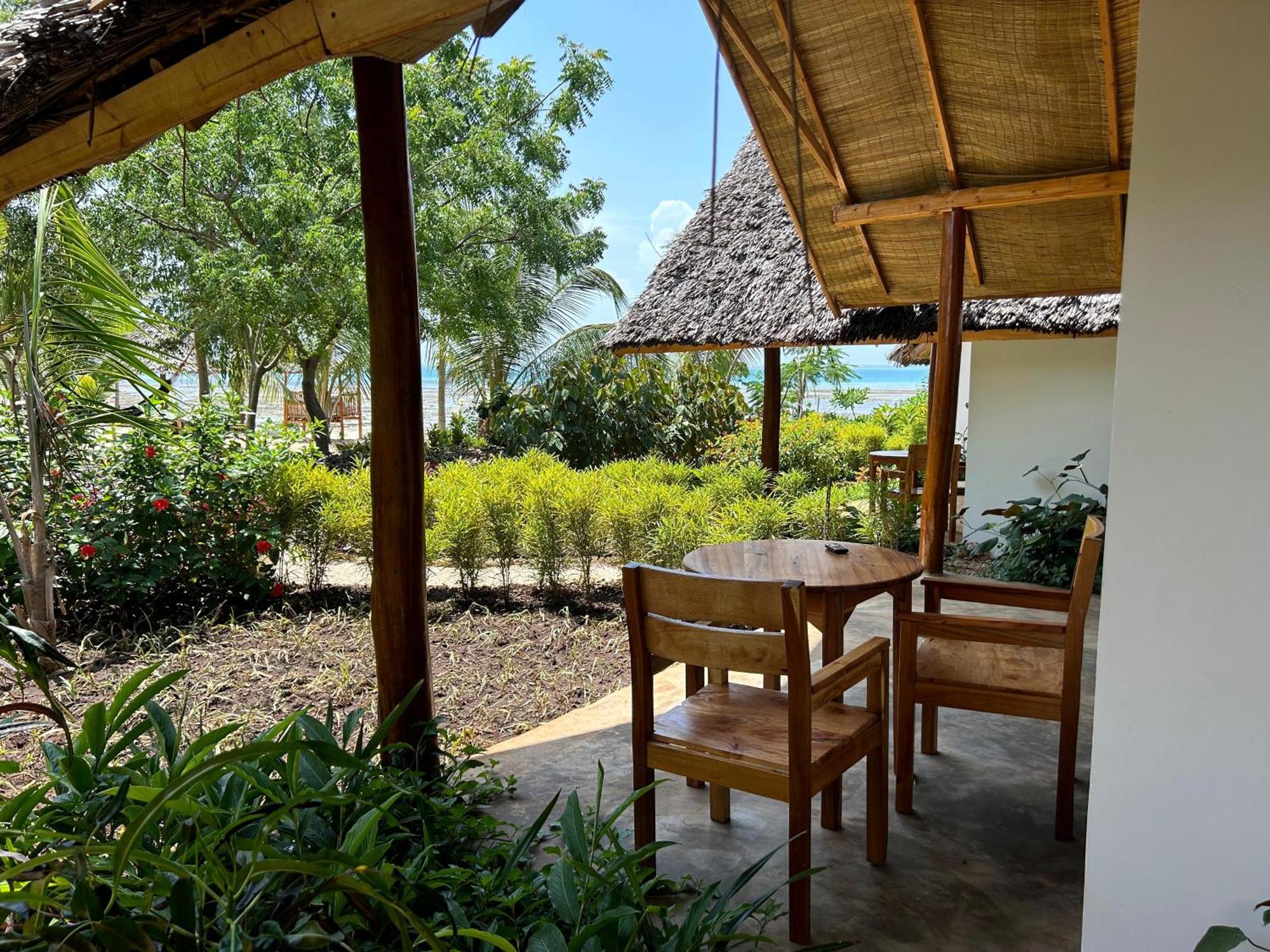 Hotel Kidoti Bay Extérieur photo
