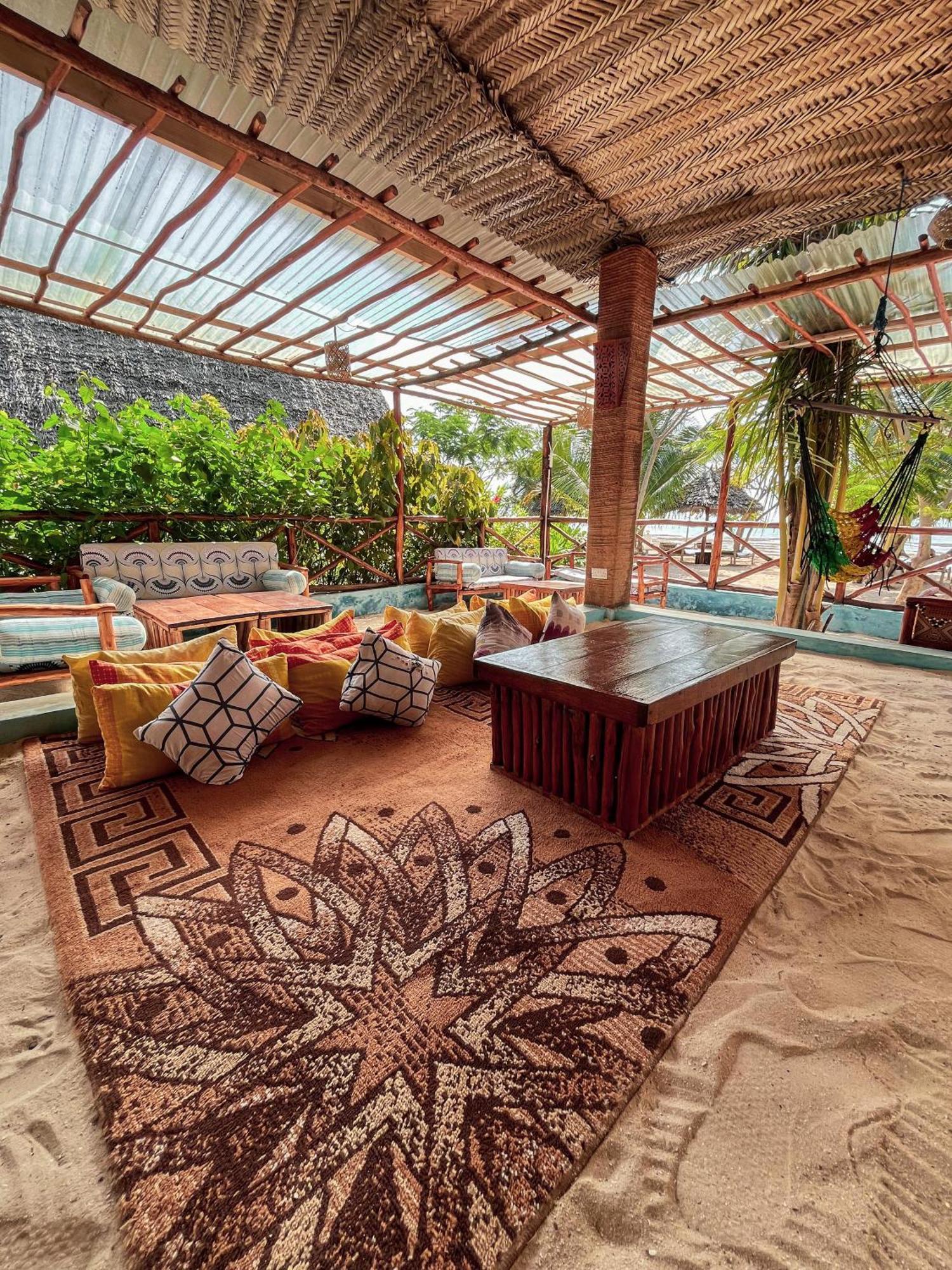 Hotel Kidoti Bay Extérieur photo