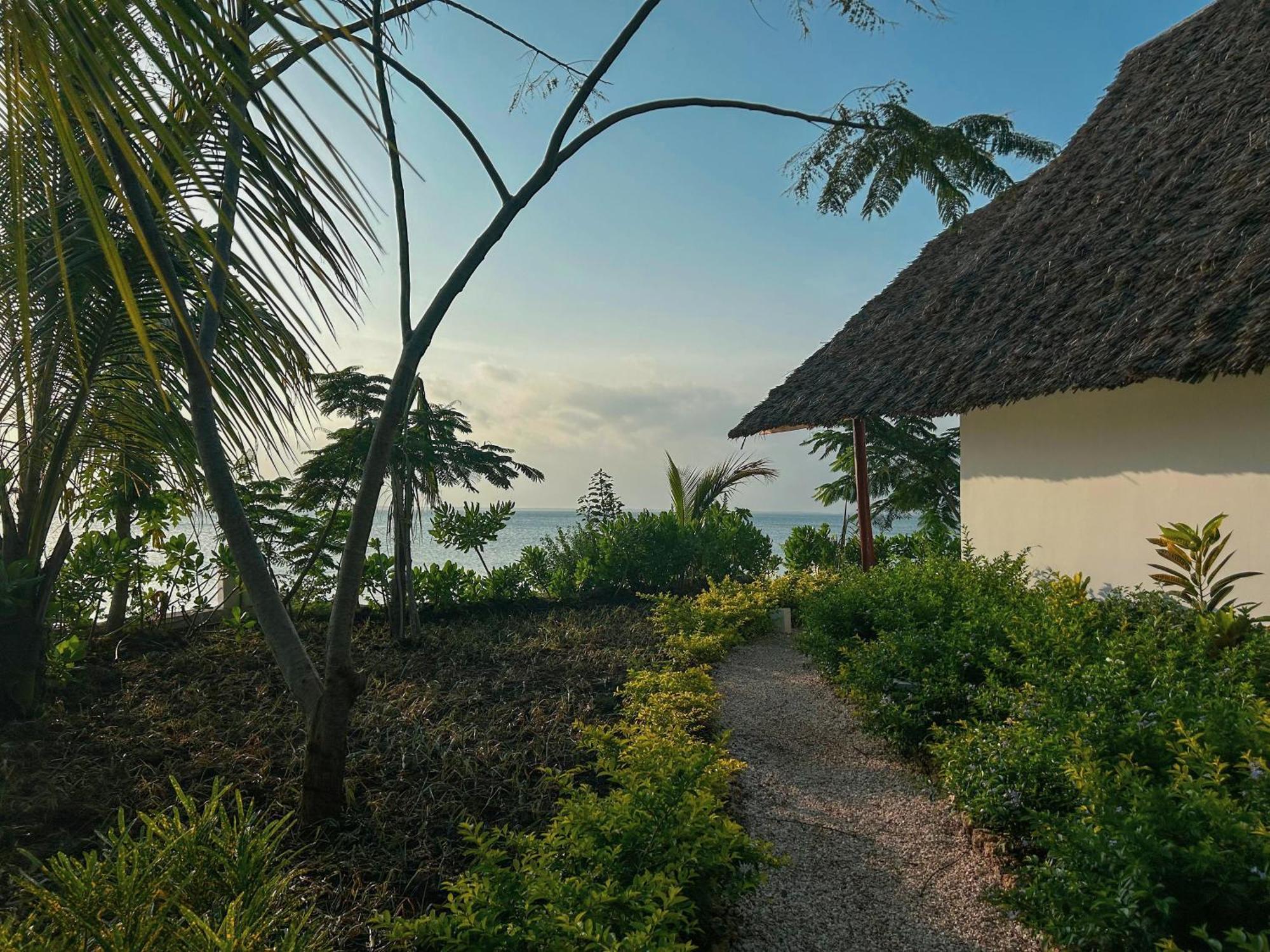 Hotel Kidoti Bay Extérieur photo